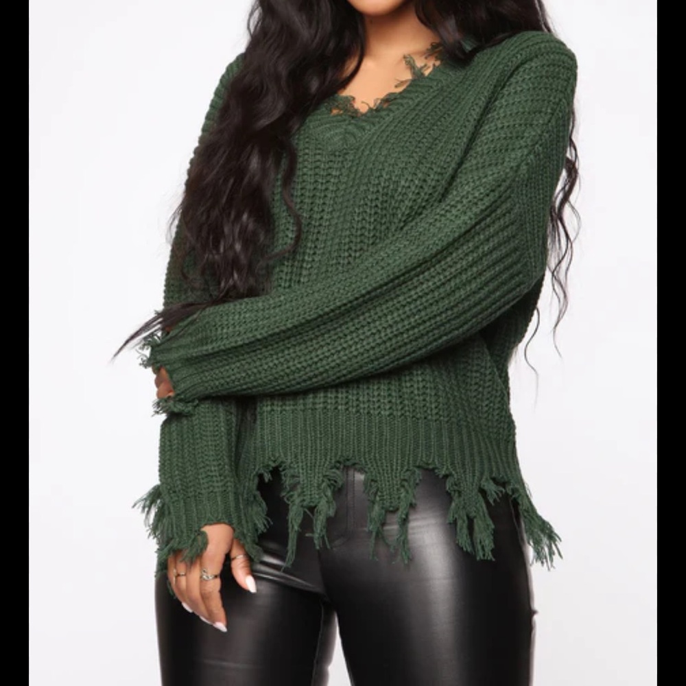 Fashion Nova Green V-Neck Distressed Sweater